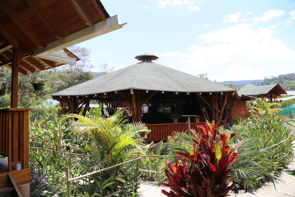 Sisakuna Lodge Mindo Exterior photo