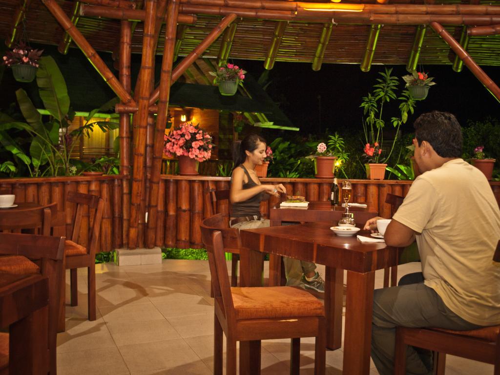 Sisakuna Lodge Mindo Exterior photo